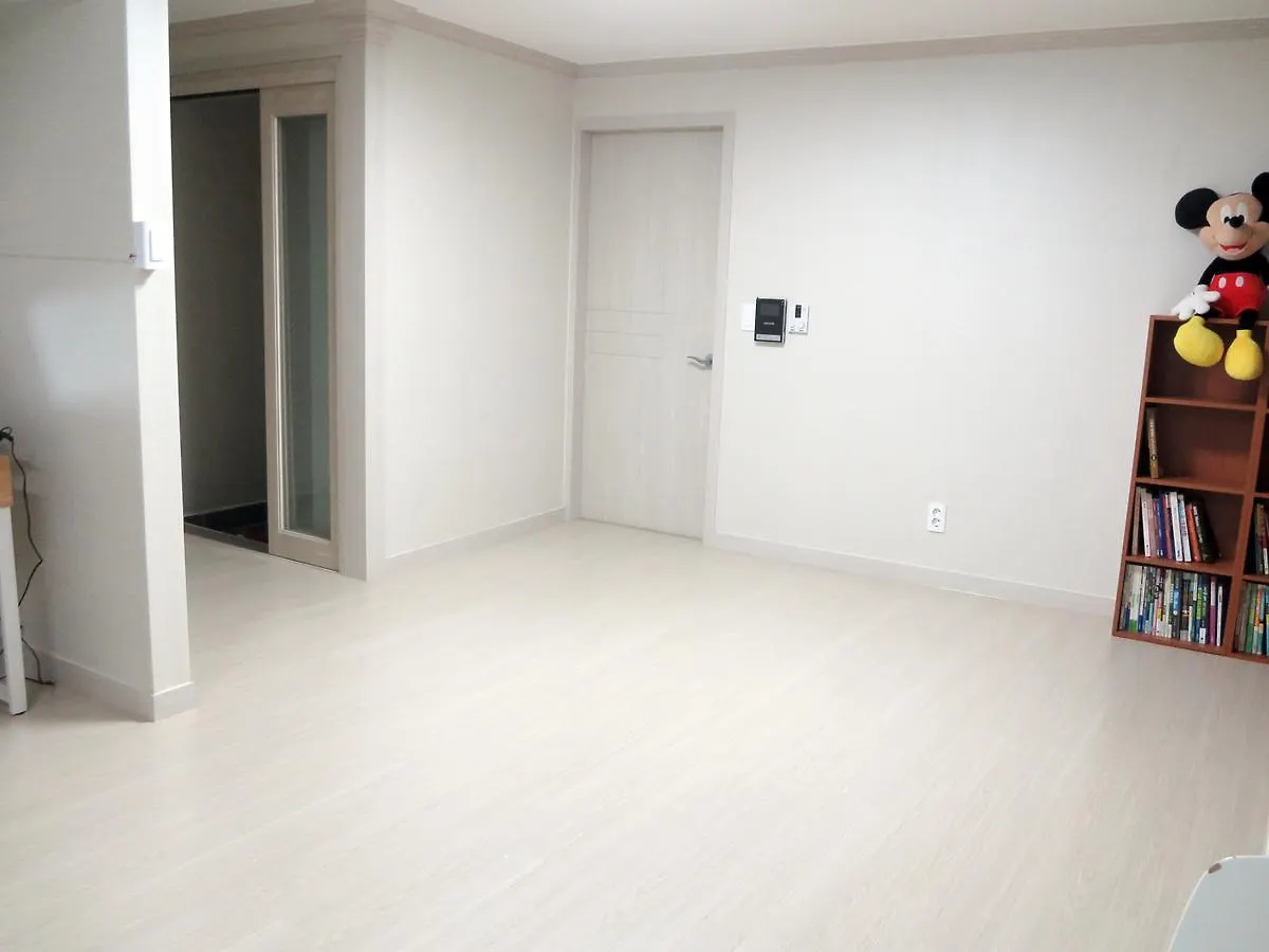Honey House Hotel Busan