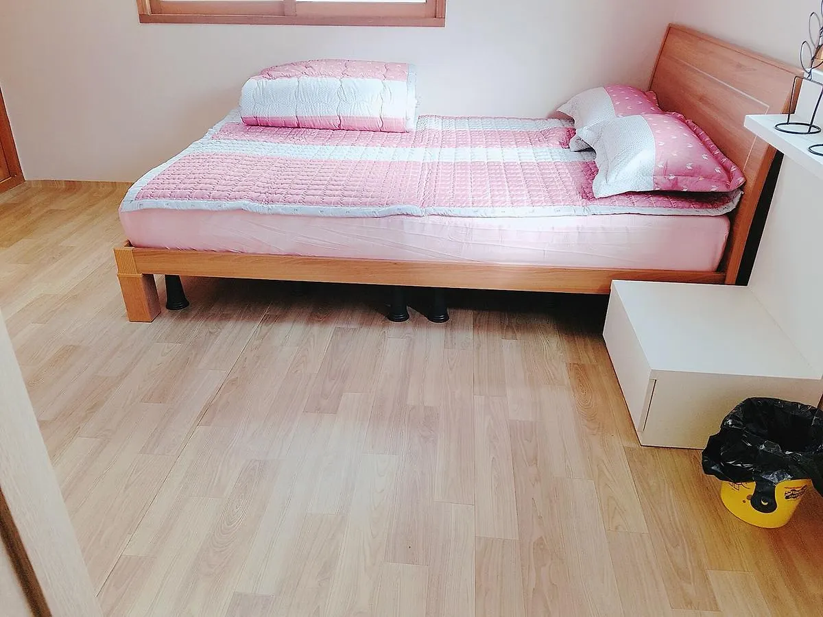 Honey House Hotel Busan