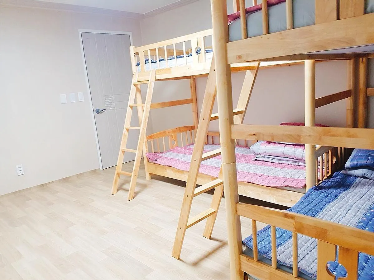 Honey House Hotel Busan 2*,  South Korea