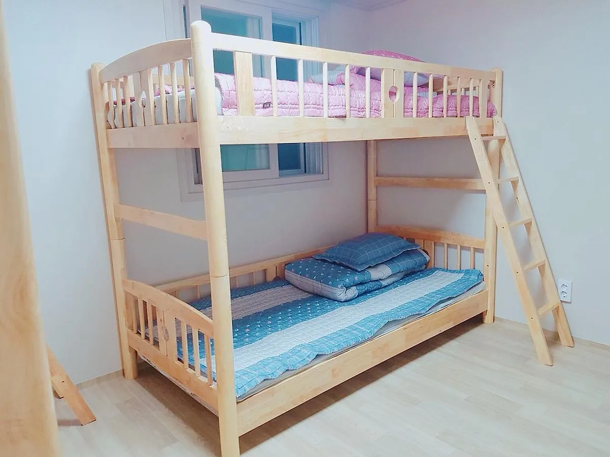 Honey House Hotel Busan
